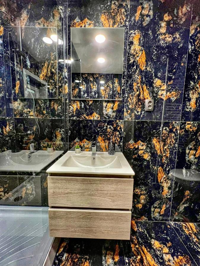 Luxor Ultra-Central Apartments 锡比乌 外观 照片